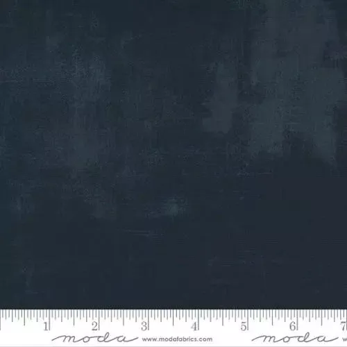 562 Black Dull Moda Grunge - Fat Quarter