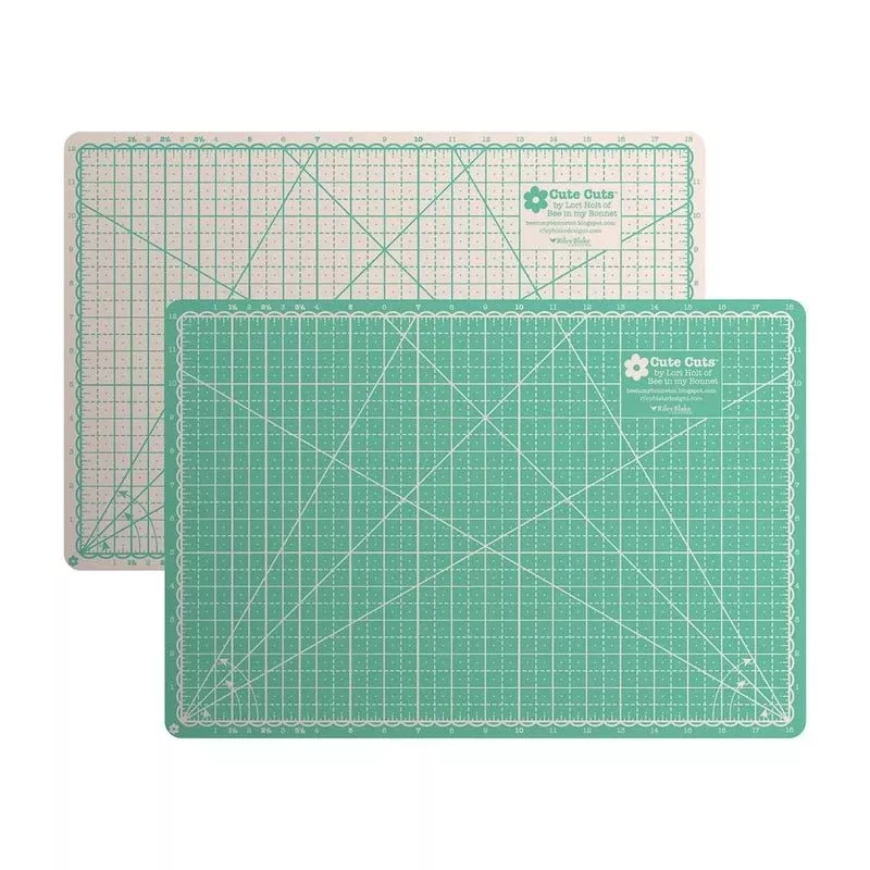 Lori Holt Cute Cuts™ Cutting Mat 12in x 18in – Leaf & Latte